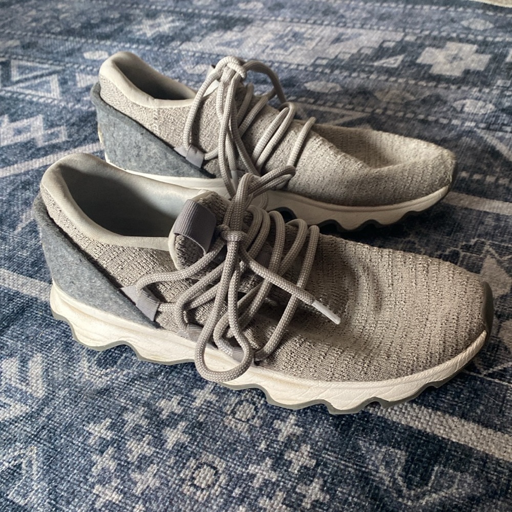 Women’s Sorel Kinetic shoes